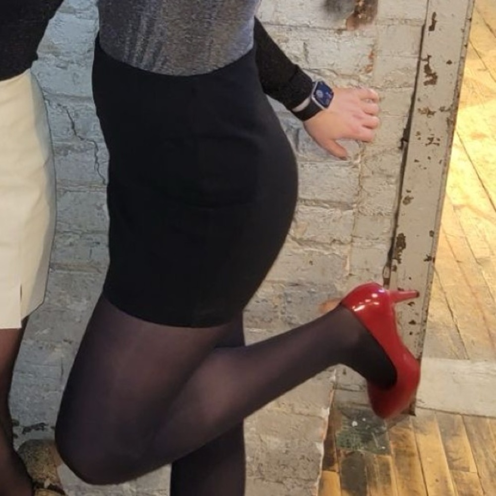 Express mini skirt